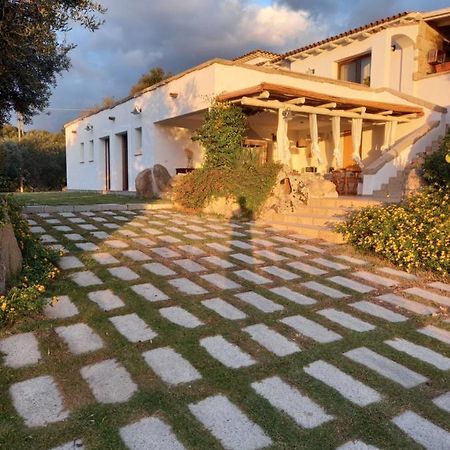 Li Petri Manni Bed & Breakfast Olbia Dış mekan fotoğraf